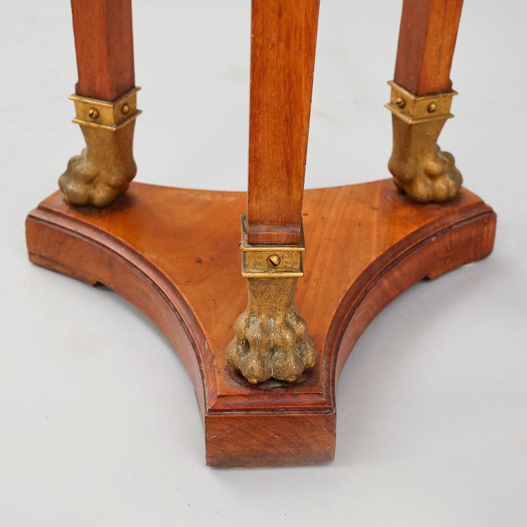 PIEDESTAL, AB Axel Beckmans Möbelfabrik, Norrköping, empire-stil, tidigt 1900-tal.