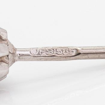 Örhängen, 14K vitguld med runda briljantslipade diamanter ca 1.01 ct totalt. E.G.L certifikat.