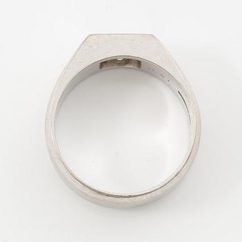 Ring 18K vitguld med gammalslipad diamant 0.91 ct.