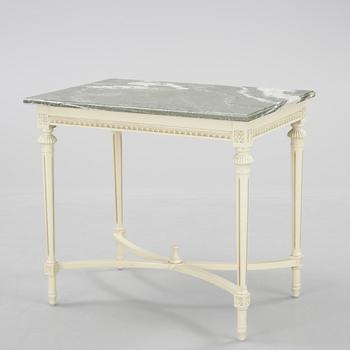 SALONGSGRUPP, 8 delar, Louis XVI-stil, 1900-talets första hälft.