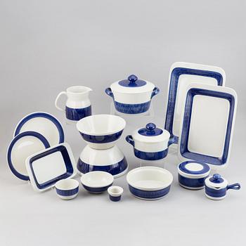 A Hertha Bengtsson 'Koka Blå' dinner service, 84 pcs, Rörstrand, designed 1956.