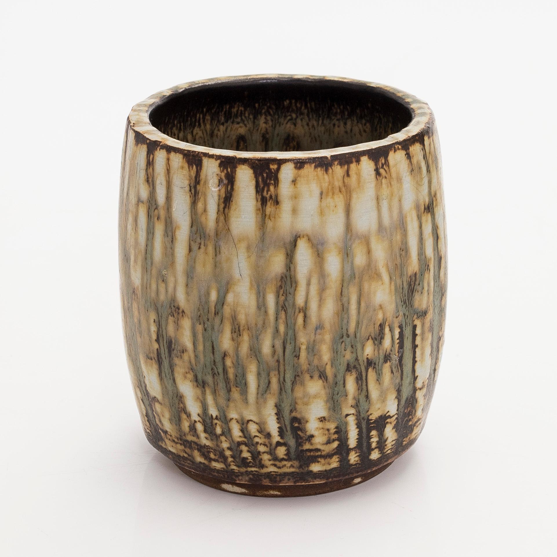 Gunnar Nylund, a stoneware table lamp and pen holder, Rörstrand, mid-20th century.