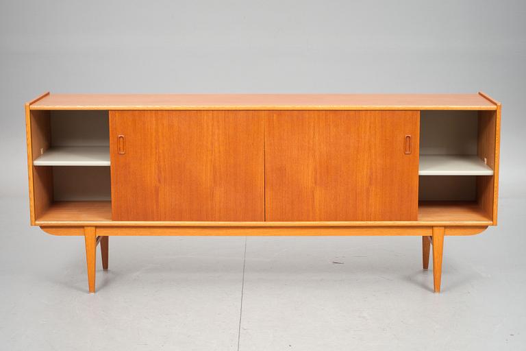SIDEBOARD, 1960/70-tal.