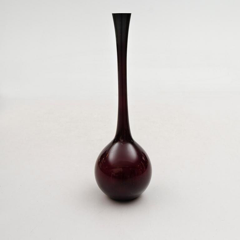 GOLVVAS, glas, 1900-talets andra hälft.