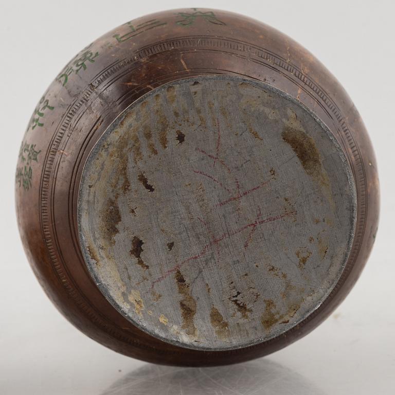 A Chinese pewter and wood tea caddie, early 20th century.