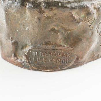 Arvid Knöppel, skulptur, Stående björn.