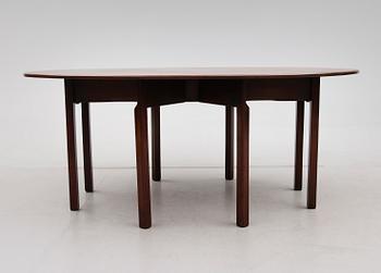 MATBORD, mahogny, England, 1900-talets andra hälft.
