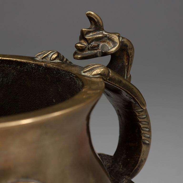 RÖKELSEKAR, brons. Qingdynastin, (1644-1912).