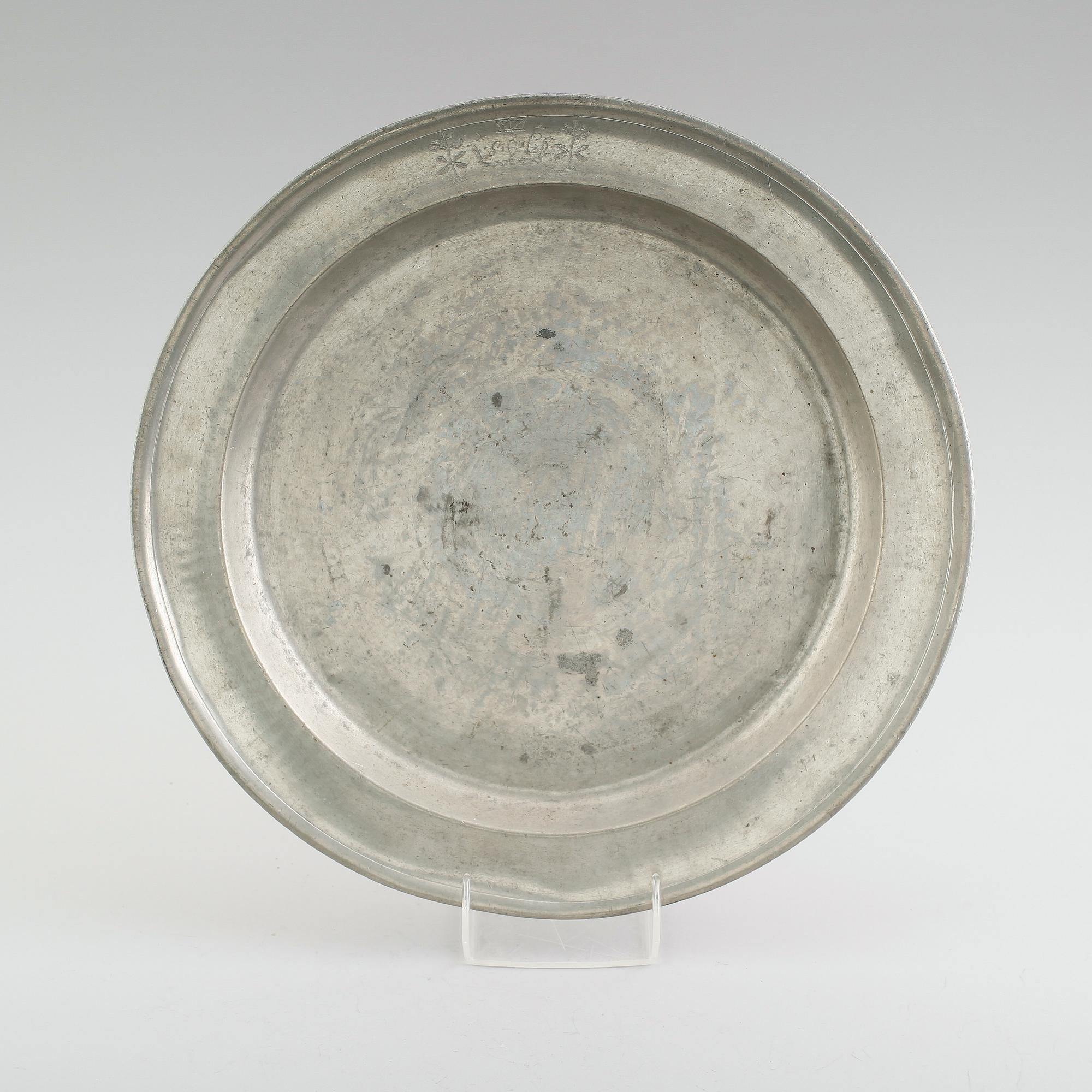 FAT, tenn, otydliga svenska stämplar, 1700-tal.