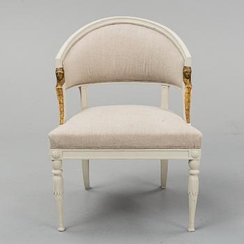 BALJFÅTÖLJ, Ephraim Ståhl, mästare i Stockholm 1794-1820, sengustaviansk samt med Stockholm stolmakarämbetes sigill.