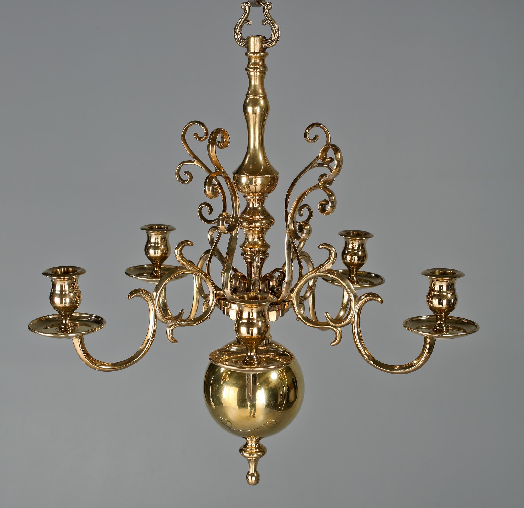 TAKKRONA, barockstil, Skultuna, 1900-talets andra hälft. Höjd ca 46 cm.