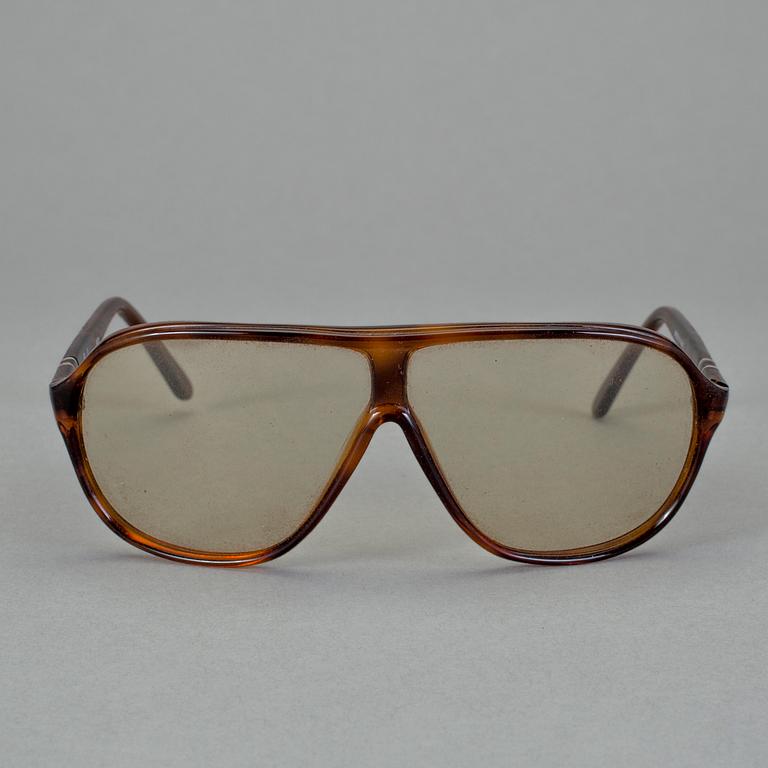 GLASÖGON, Persol, 1970-tal.