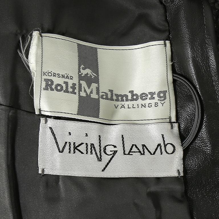 FÅRSKINNSROCK, körsnär Rolf Malmberg, Vällingby.