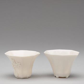 Two blanc de chine libation cups, Qing dynasty, 18th Century.