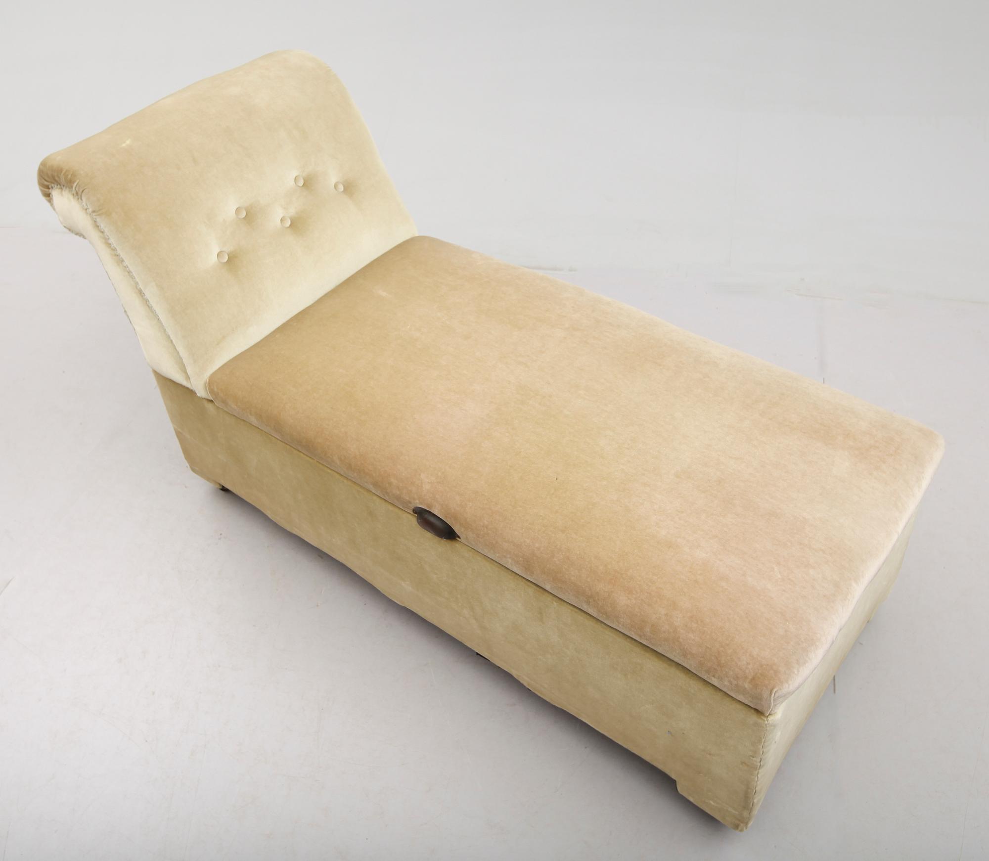 SCHÄSLONG, 1900-talets mitt.