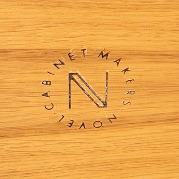 Novel Cabinet Makers Denmark, 5 gables and 9 shelves, contemporary.