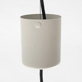 Poul Henningsen, taklampa, "Charlottenborg PH 6 ½-6", Louis Poulsen, Danmark.