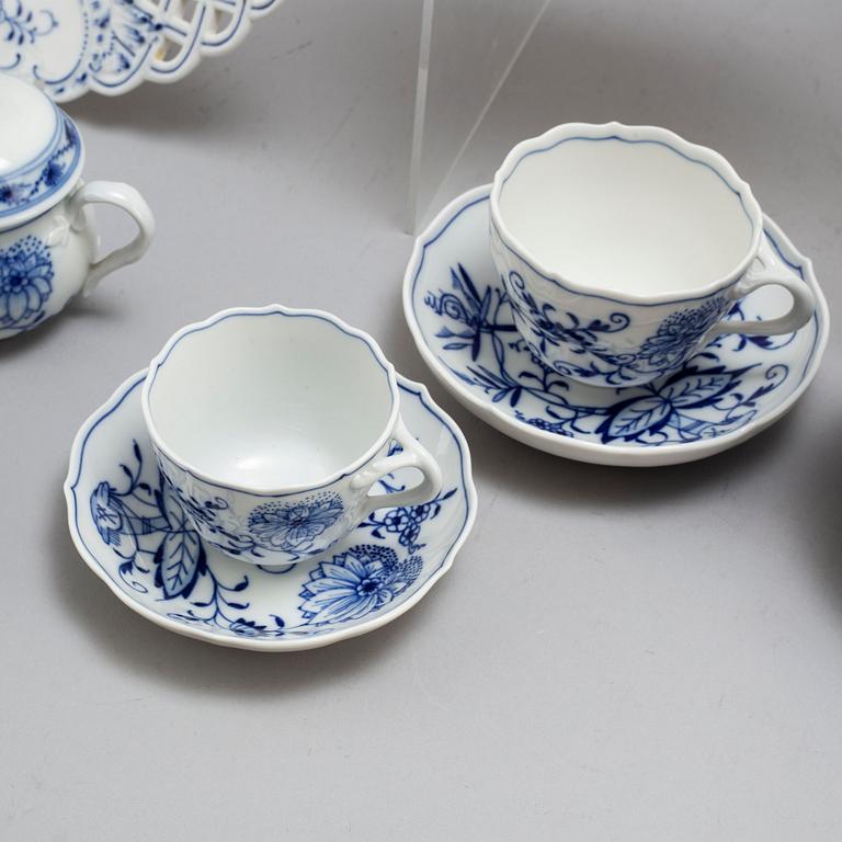 A 20th Century 77-piece porcelain dinner service by Meissen.