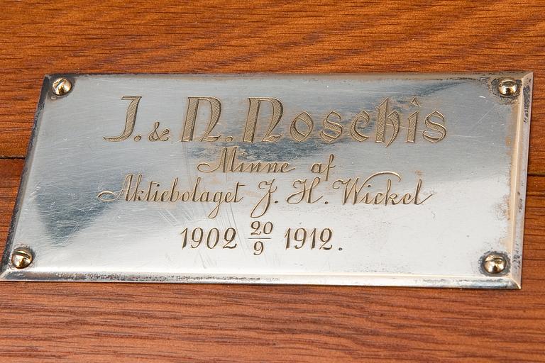 BESTICKSCHATULL 96 DELAR ORED.