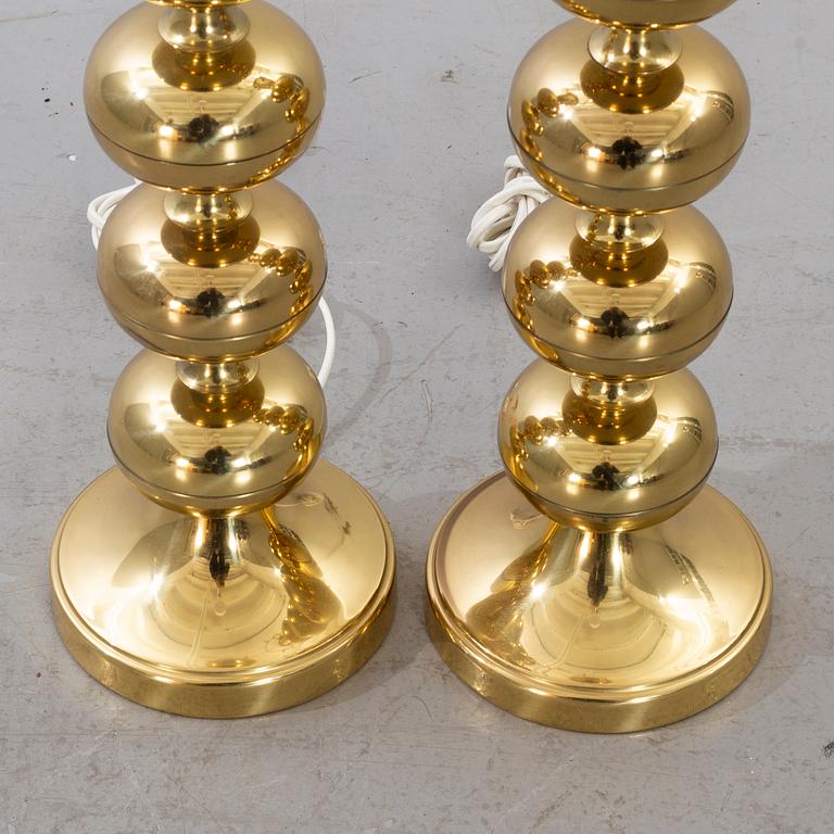 A PAIR OF BRASS TABLE LAMPS BY UNO DAHLÉN 1960-70'S.
