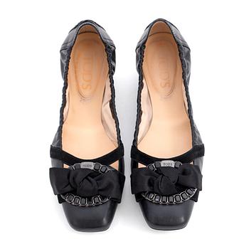 TOD'S, ett par ballerina skor. Storlek 37.