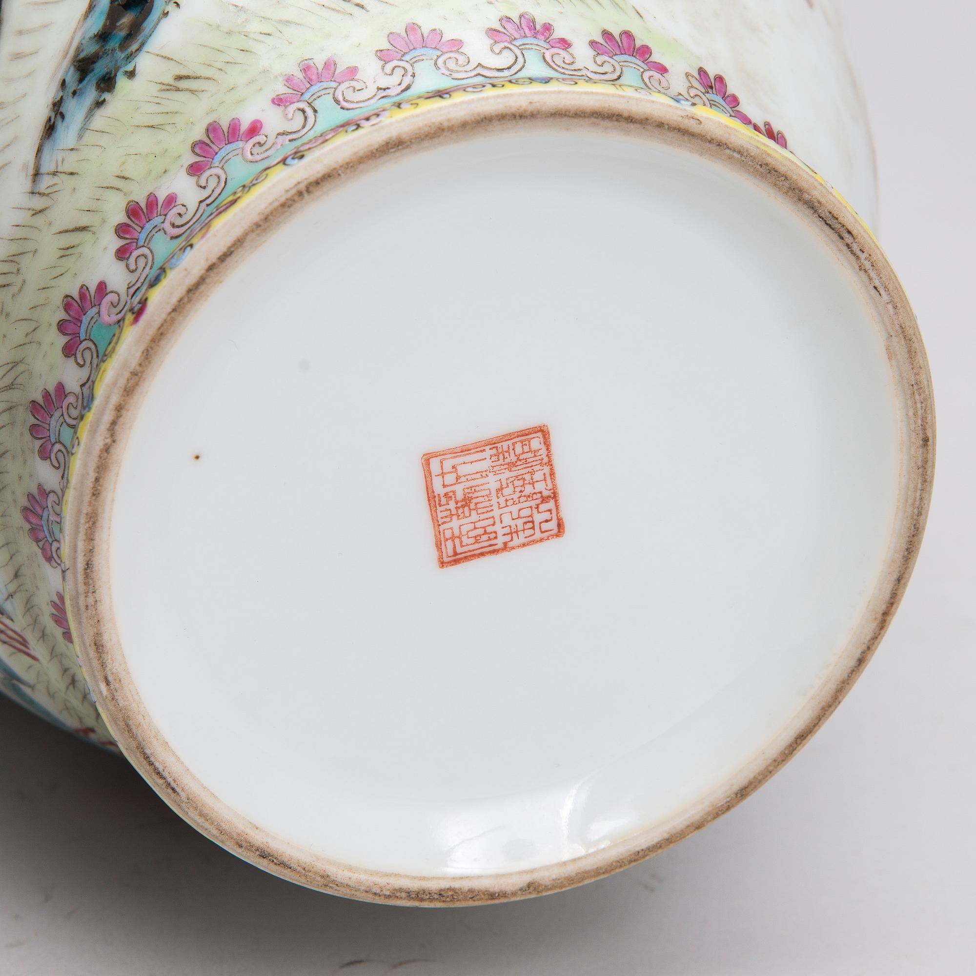 KRUKA, Kina, 1900-talets första hälft.