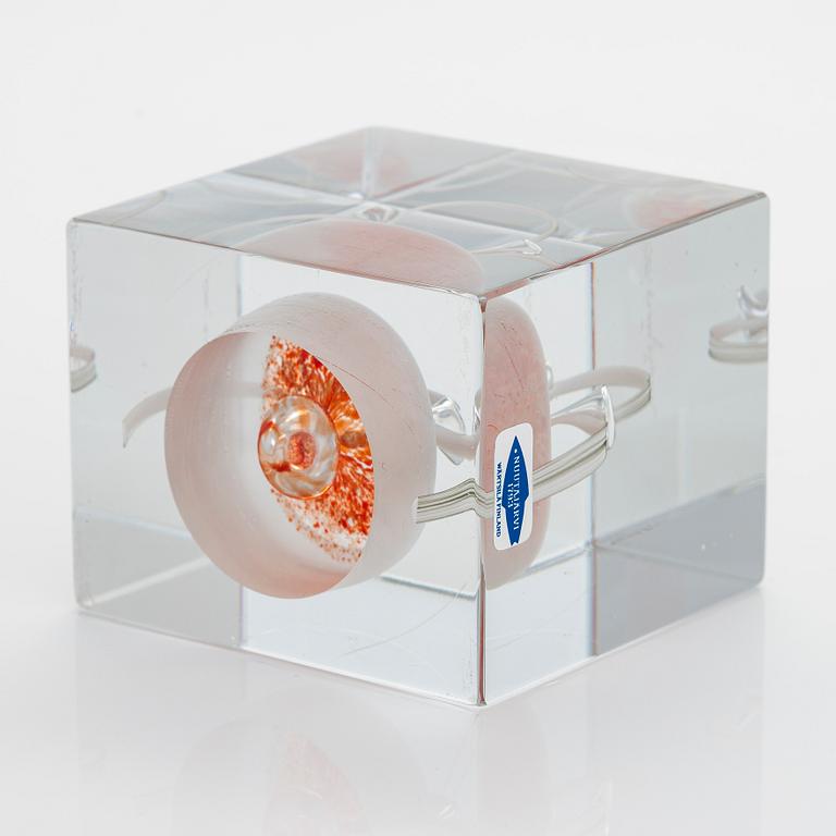 Oiva Toikka, årskub, signerad Oiva Toikka, Nuutajärvi 1985, 612/2000.