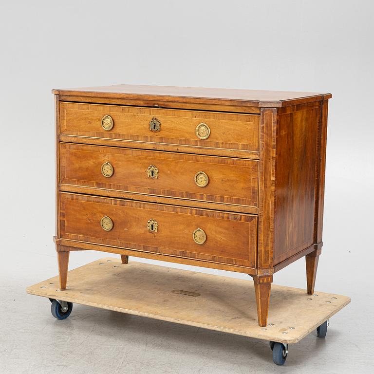 A Gustavian chest of drawers, late 18th century.