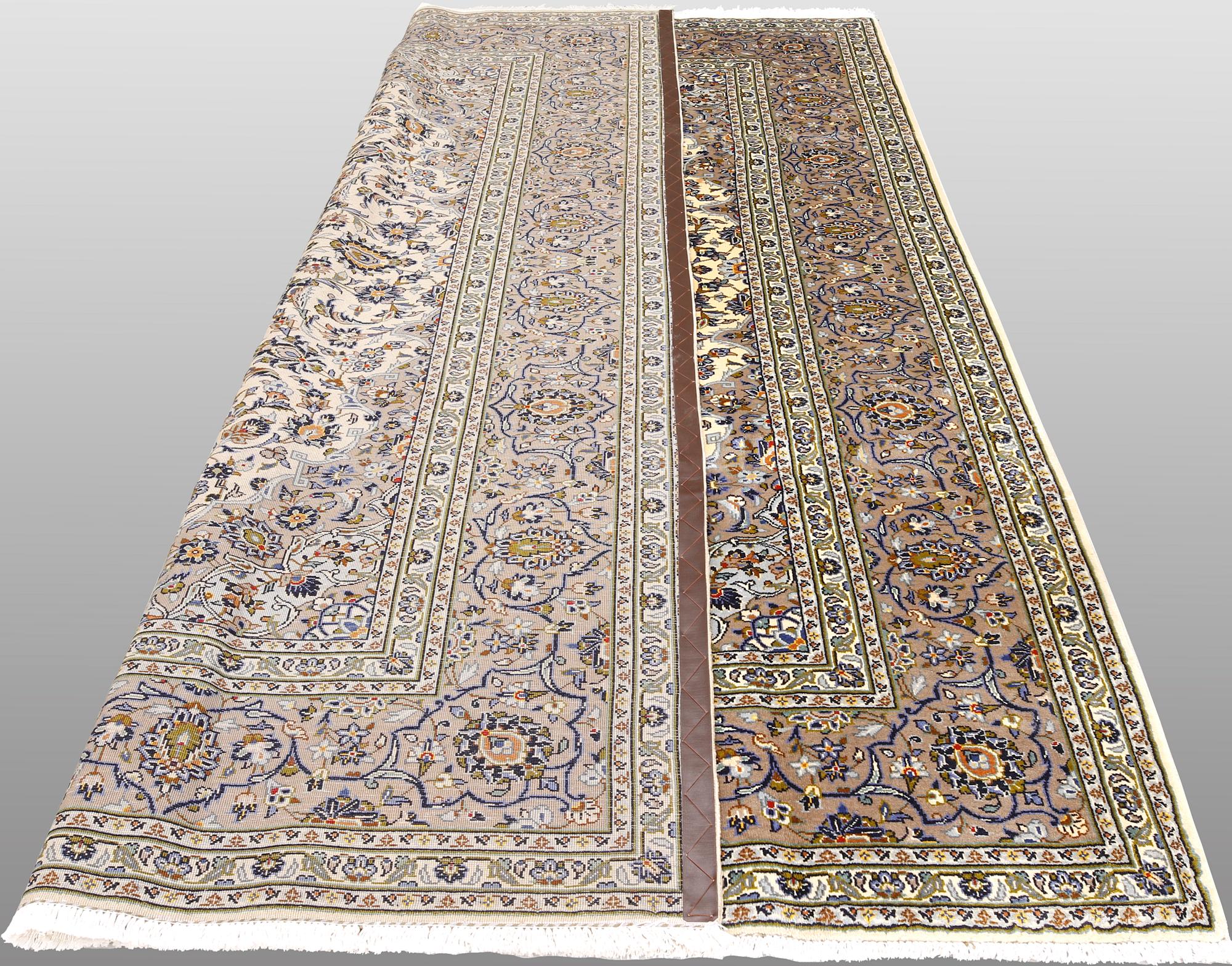 Carpet, Keshan, 293 x 210 cm.