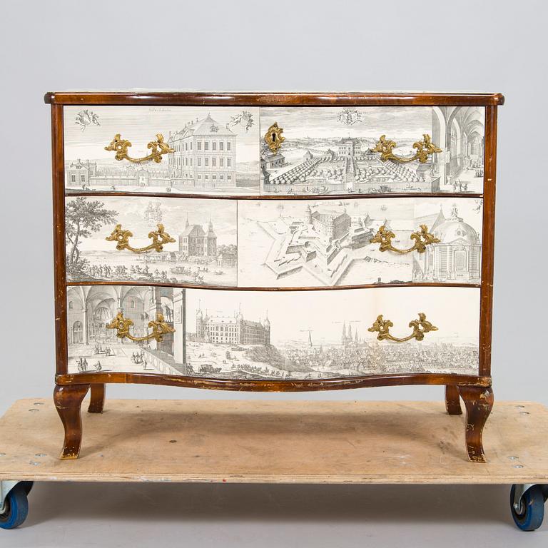 A Rococo style bureau, 20th century.