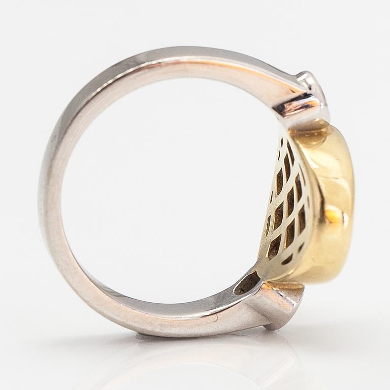 Ring, platina, 18K guld, opal och diamanter ca 0.20 ct tot.