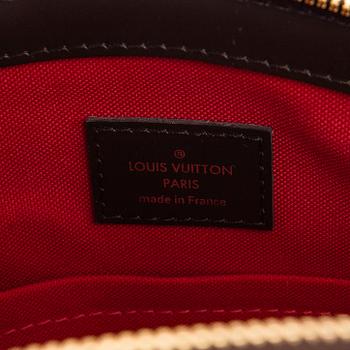 Louis Vuitton, a 'Verona PM' handbag.