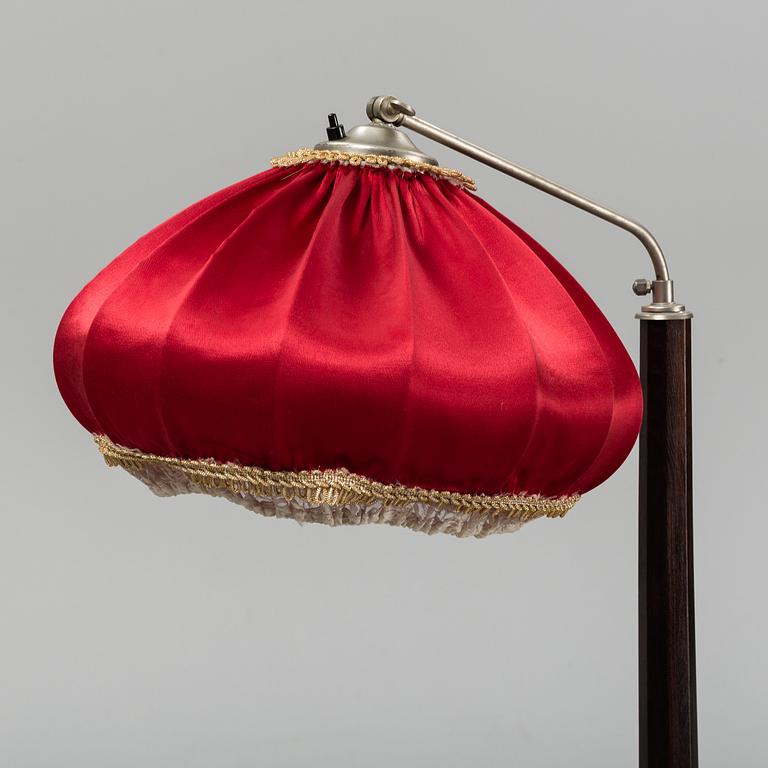 GOLVLAMPA, 1930-40-tal.