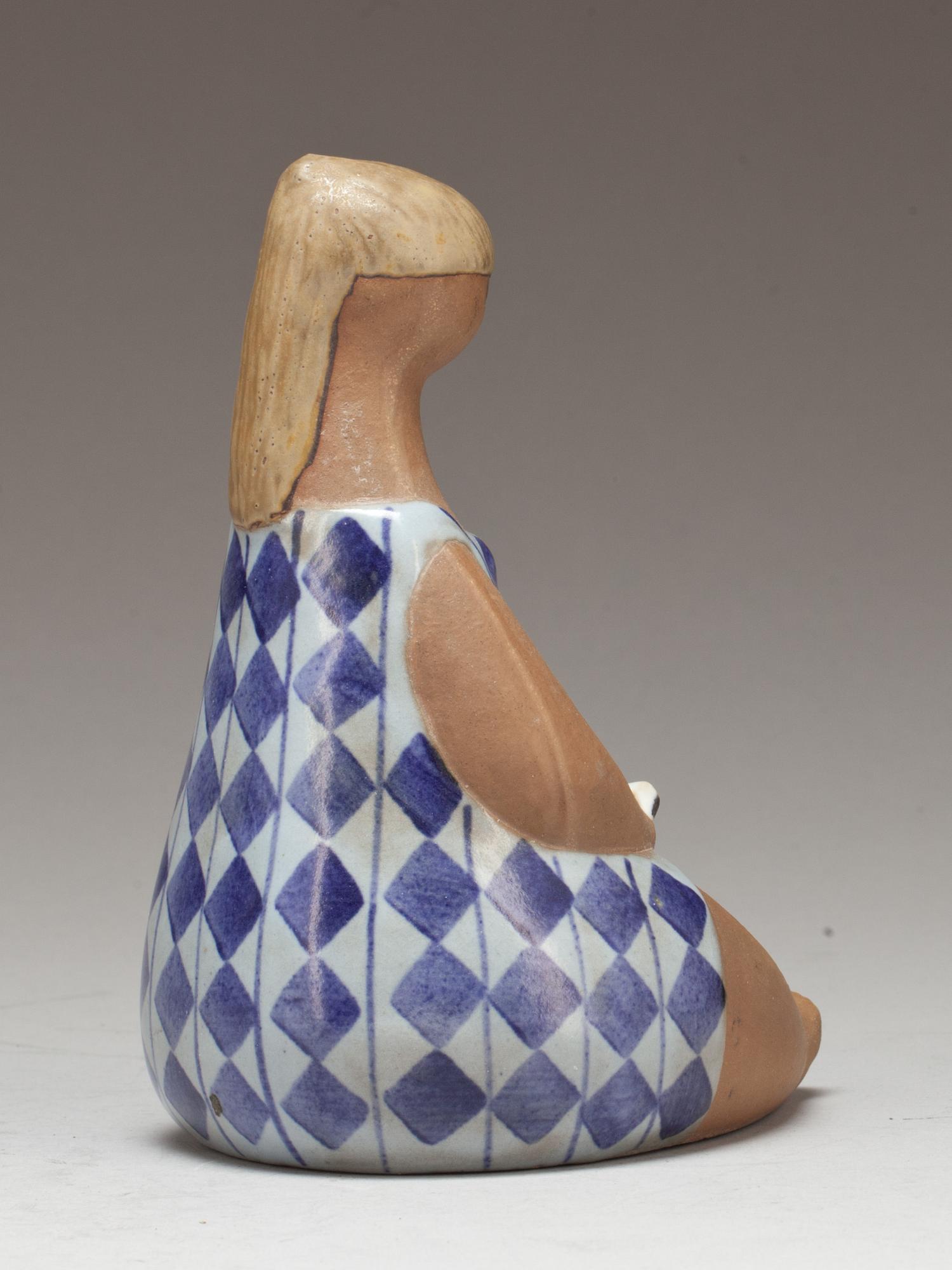 FIGURIN, stengods, Lisa Larson. Gustavsberg.
"Amalia".