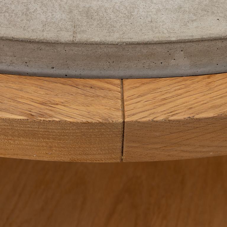 Anika Reuterswärd, soffbord "Bas 2", 2006.