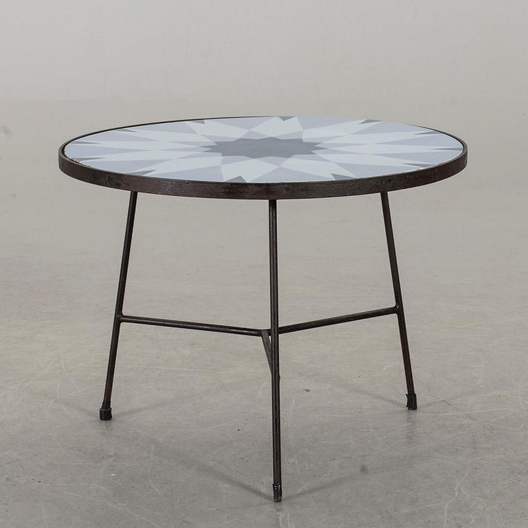 KERSTIN HÖRLIN-HOLMQUIST,table "Triva-sertien" Nordiska Kompaniet 1950's.