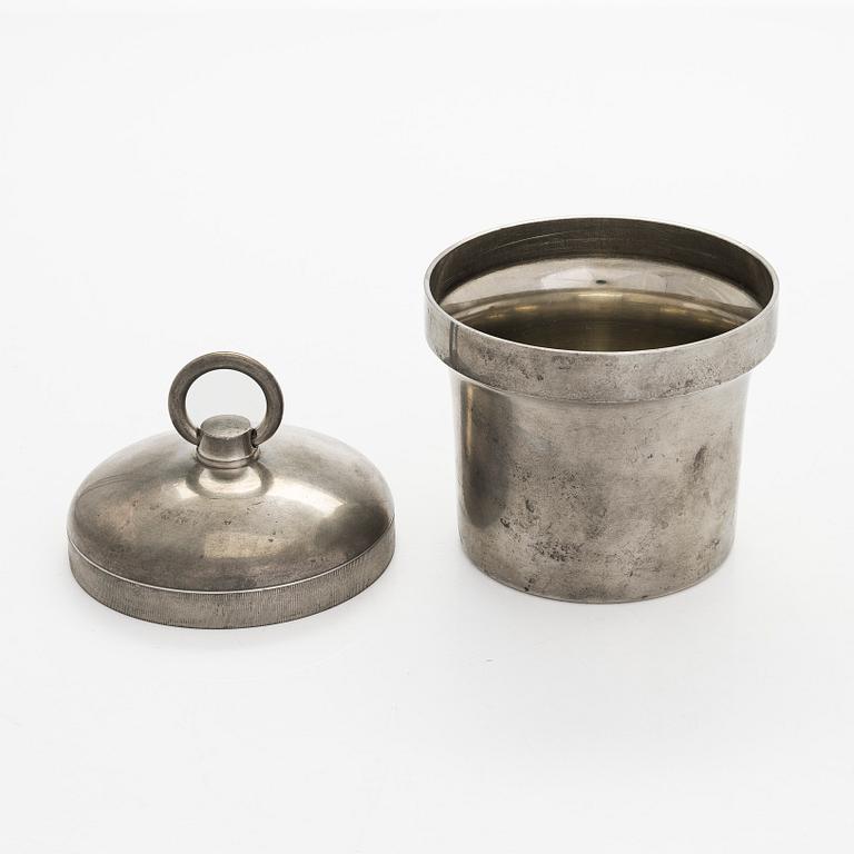 Bertel Gardberg, a lidded pewter jar, Hopeatehdas Oy, Helsinki.