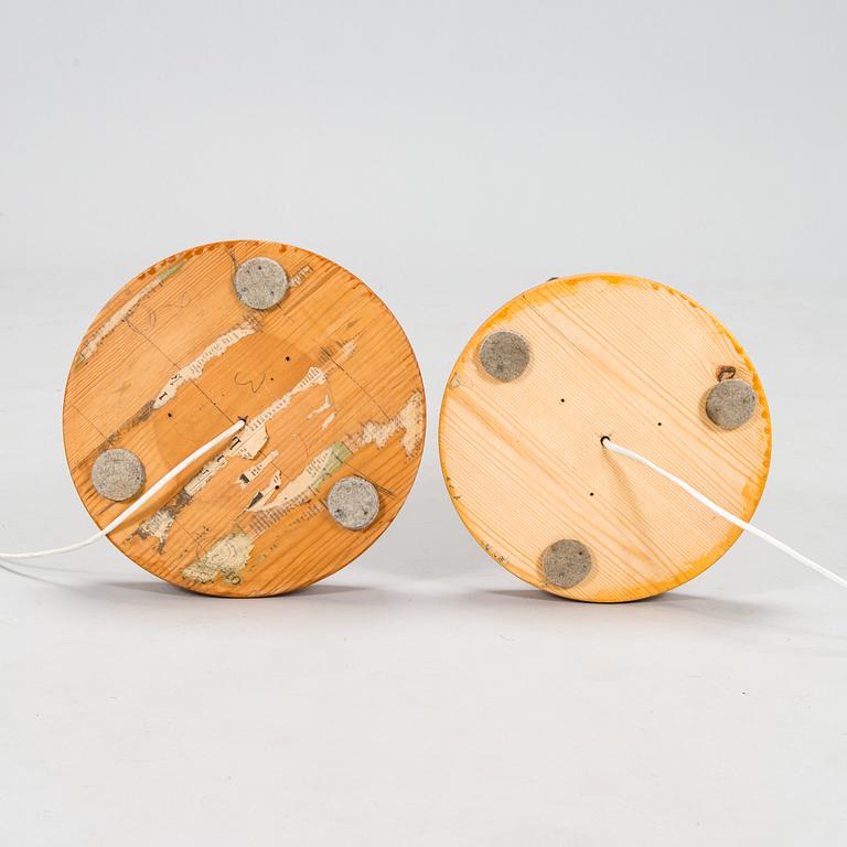 Golvlampor, 2 st, furu, 1960/70-tal.