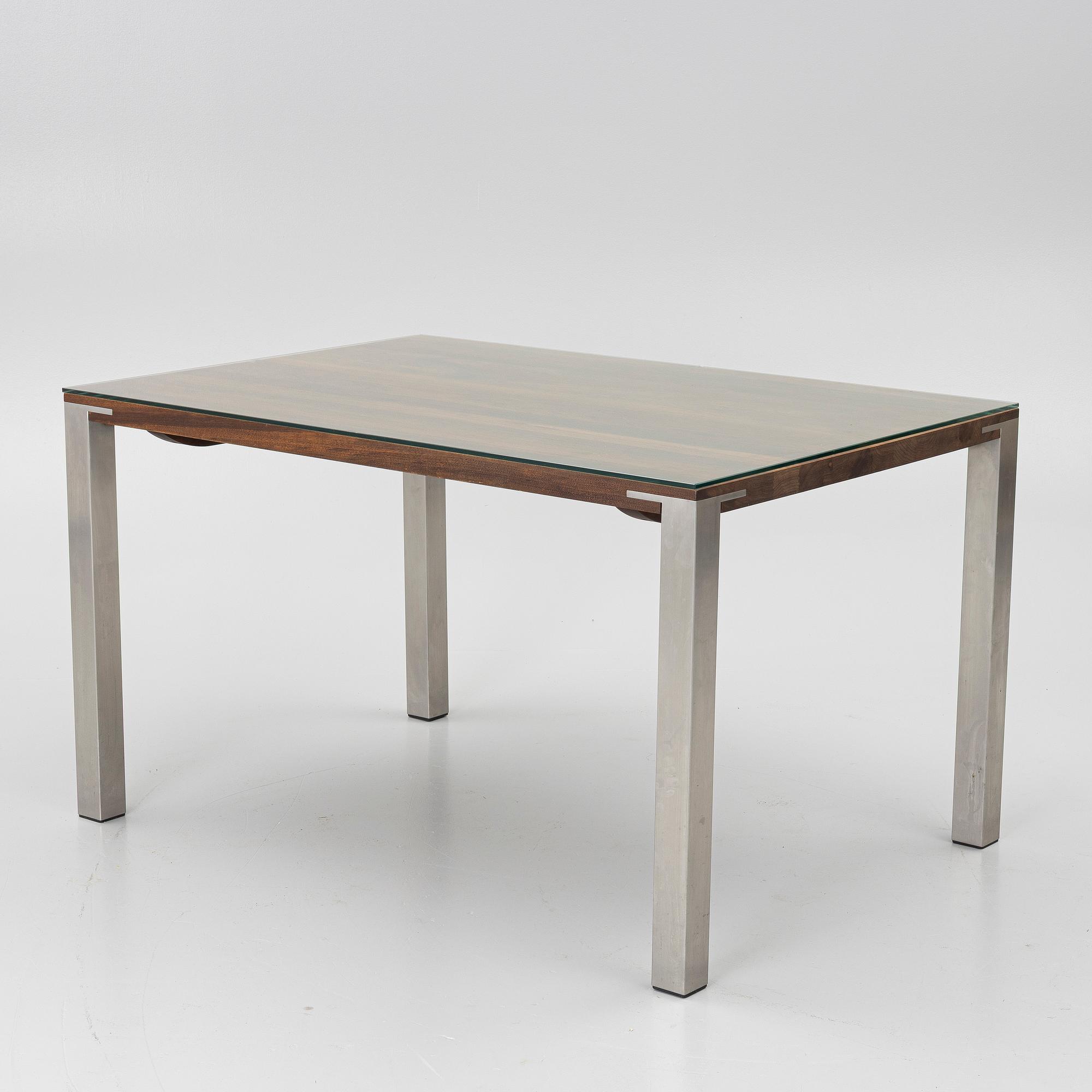 Nissen & Gehl, a five piece dining suite, Naver Collection, Gramrode Möbelfabrik, Denmark.