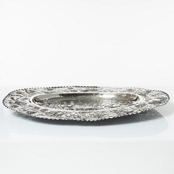 Presentation plate, silver, Baroque style, pseudo-hallmarks, circa 1900.