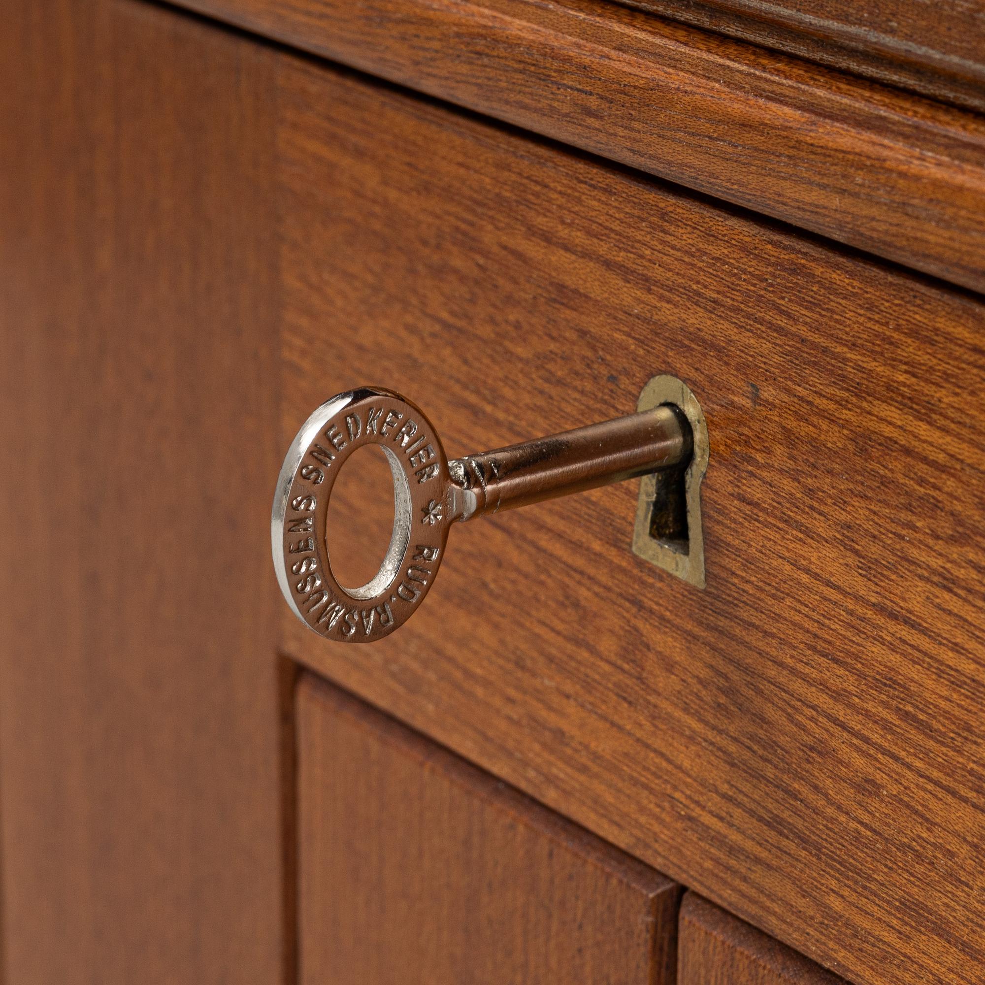 Mogens Koch, skåp, ett par, samt 6 moduler, "Byggereolen", Rud Rasmussens Snedkerier, Danmark, 1900-talets mitt.