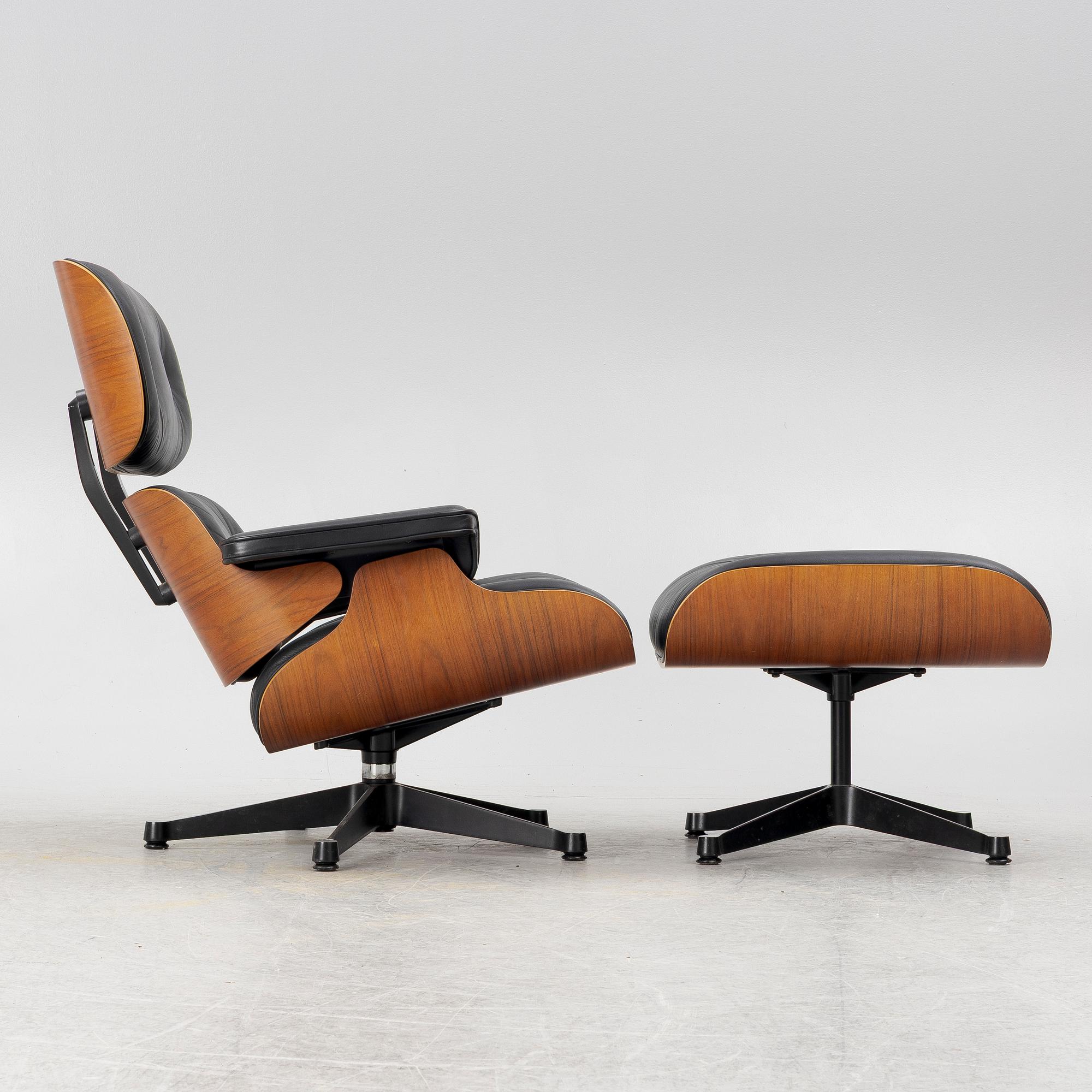 Charles & Ray Eames, an 'Eames Lounge Chair' with ottoman, Vitra.