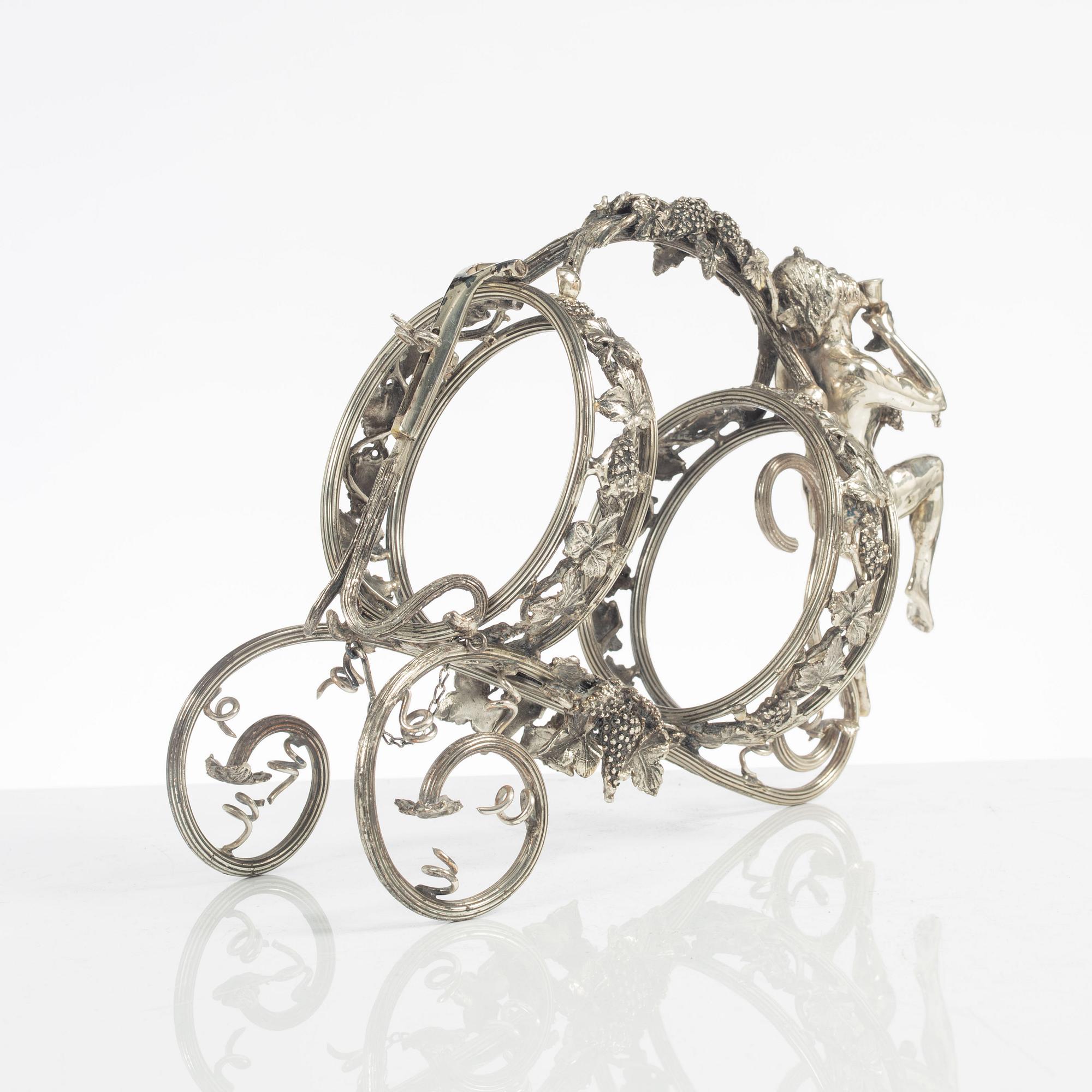 Flaskhållare, nysilver, saknar stämplar, 1900-tal.