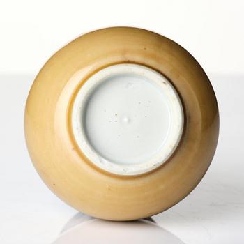 A blue and white vase, Qing dynasty, Kangxi (1662-1722).