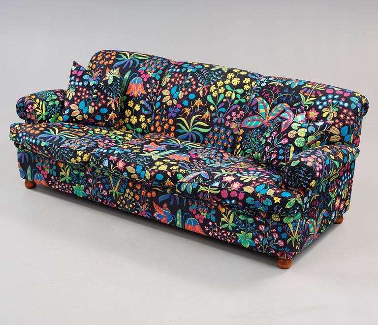 JOSEF FRANK, soffa, Firma Svenskt Tenn, modell 703.