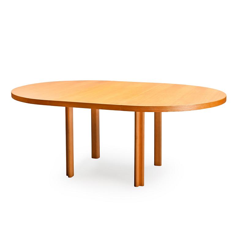 Alvar Aalto, A TABLE.