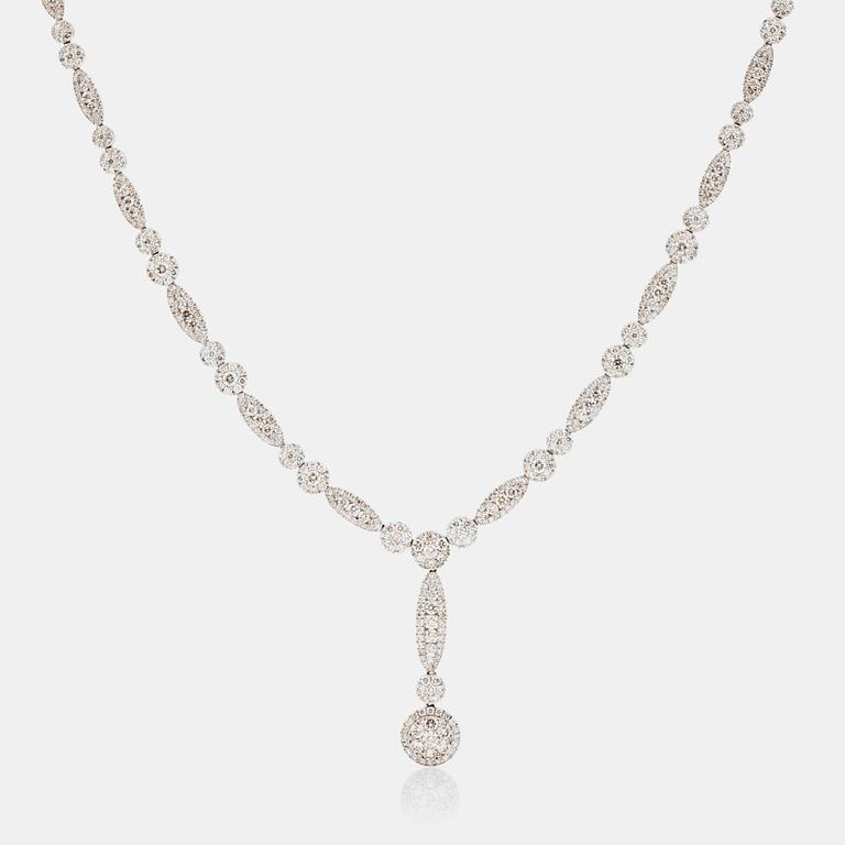 A brilliant-cut diamond, circa 14.00 cts, necklace.