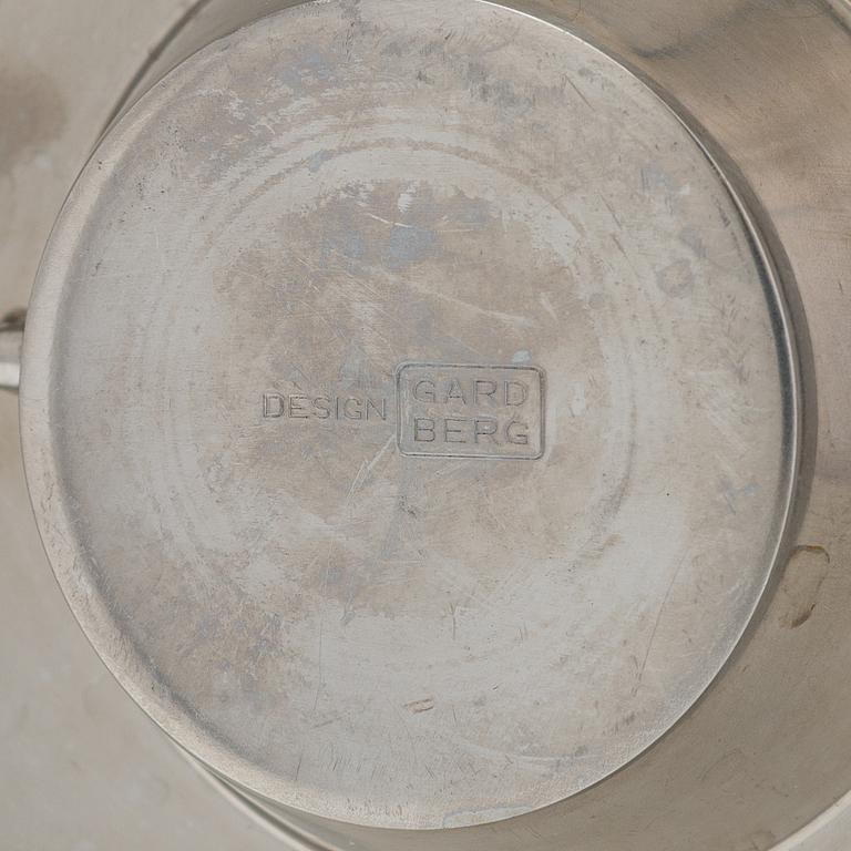 Beretl Gardberg, cutlery 56 pcs, and a lidded bowl, stainless steel, Sorsakoski, Fiskars, latter half the 20th century.