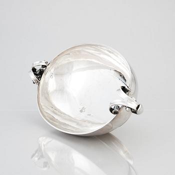 Harald Nielsen, a sterling silver jardinière, Georg Jensen, Copenhagen 1945-77, design nr 622B.