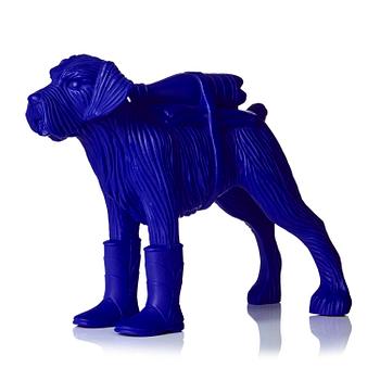 309. William Sweetlove, "Cloned Schnauzer with water bottle". (Blue).